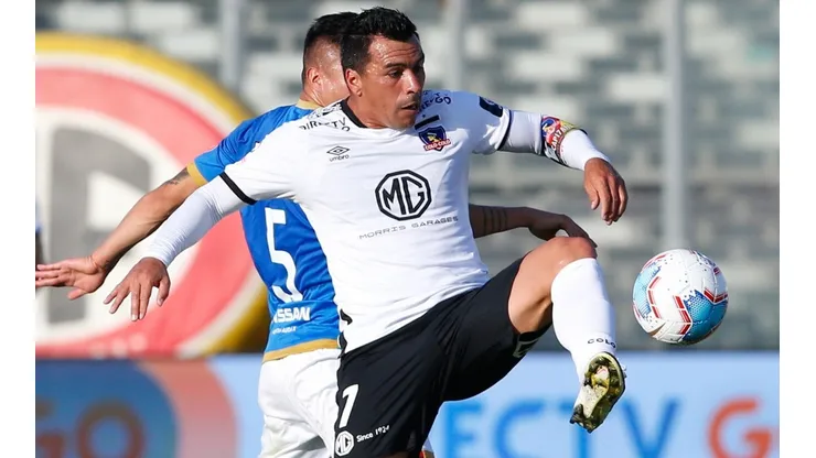Esteban Paredes será operado y tendrá un plazo de recuperación de tres meses, pero quiere seguir jugando el próximo año
