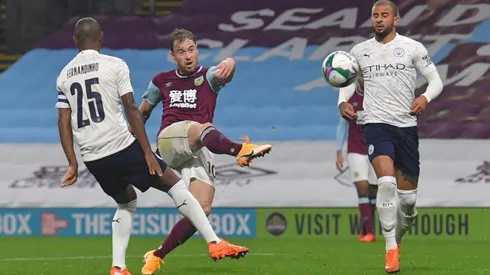 El Manchester City quiere despegar de una vez en Premier frente al Burnley.