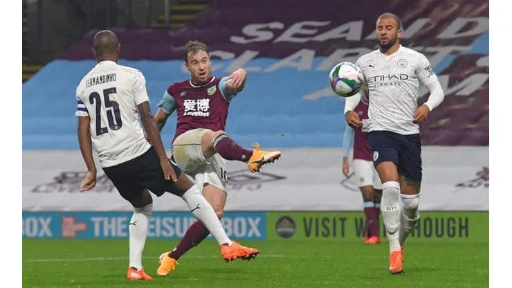 El Manchester City quiere despegar de una vez en Premier frente al Burnley.