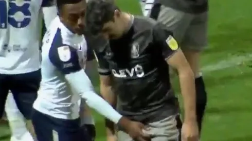 El incidente de Darnell Fisher en el duelo entre Preston y el Sheffield.