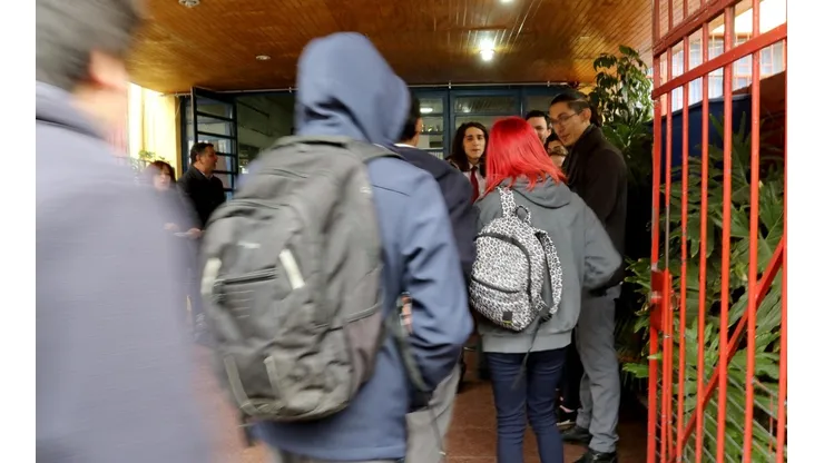 El beneficio premia a los estudiantes con buenos resultados académicos.