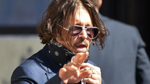 Johnny Depp se ha visto involucrado en sendos litigios legales tanto con su esposa como con el medio británico The Sun.