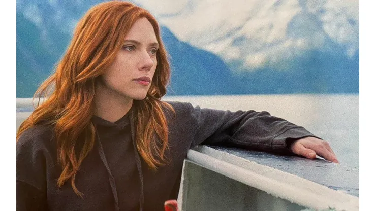 Scarlett Johansson en una de las imágenes reveladas por el libro sobre el rodaje de "Black Widow".