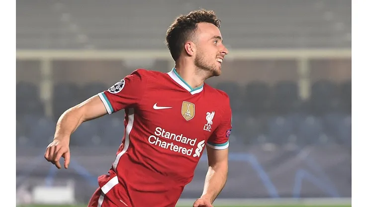 Diogo Jota hizo tres goles en el triunfo de Liverpool sobre Atalanta.