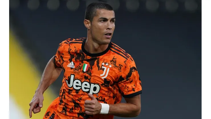 Extraordinario doblete de CR7 en su regreso