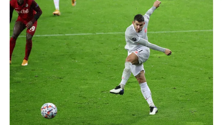 Bayern Múnich goleó al Salzburgo en la Champions.