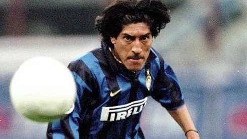 Iván Zamorano fue figura en el Inter de Milán ante el Real Madrid por Champions League
