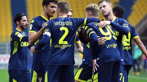 Parma informó de dos casos de coronavirus en el plantel