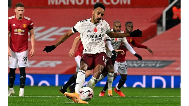 Aubameyang y su gol para el Arsenal contra Manchester United.