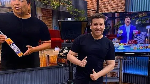 Julio César Rodríguez en el sete de "Contigo en la Mañana", de Chilevisión.