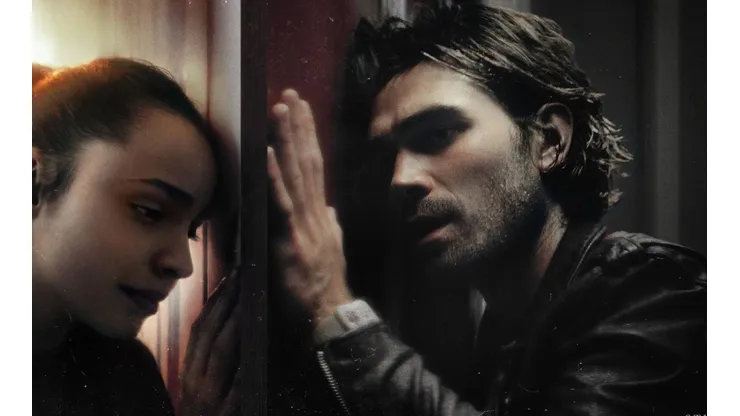 "Song Bird" está protagonizada por KJ Apa y Sofia Carson.