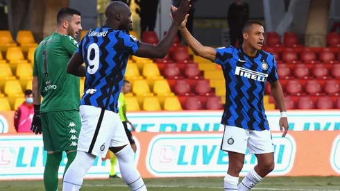 Lukaku presentó problemas y deja abierta la ventana para la titularidad de Alexis