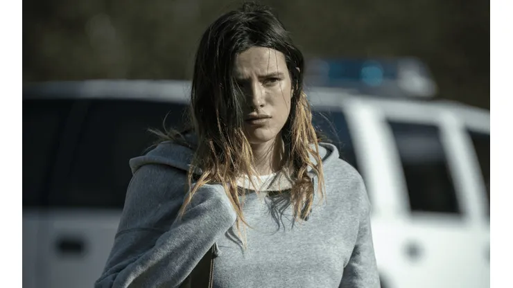 El personaje de Bella Thorne vivirá un radical giro en sus intenciones, cuando se tope con el siniestro rol de Mickey Rourke.