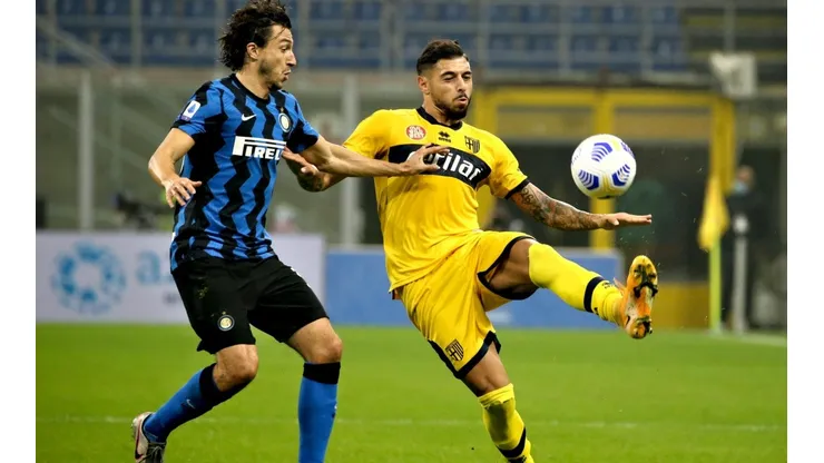 Vidal ingresó en el segundo tiempo en el empate de Inter