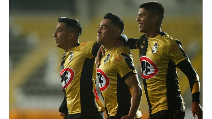 Coquimbo Unido se impuso con autoridad a Estudiantes de Mérida y da un gran paso en la Sudamericana.