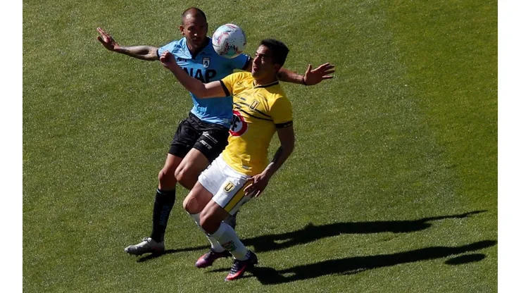 La temporada 2020 del fútbol chileno, incluyendo Campeonato Nacional, Copa Chile y Supercopa, terminará en febrero de 2021