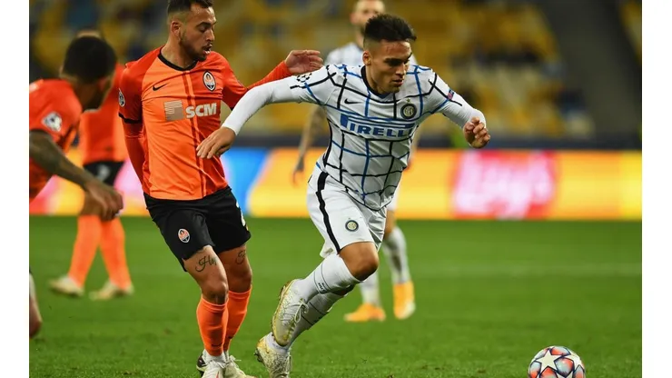 Lautaro Martínez ante el Shakhtar Donetsk