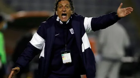 Mario Salas ha sido muy cuestionado por los malos resultados al mando de Alianza Lima en el fútbol peruano