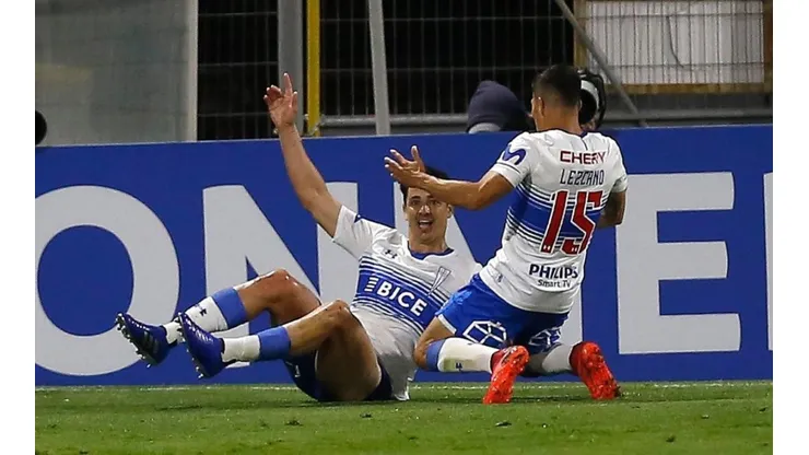 Universidad Católica sigue su camino internacional frente a Sol de América