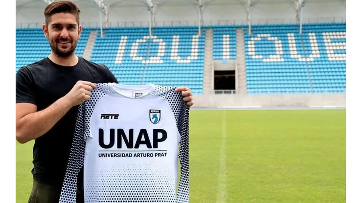 El argentino fue presentado este domingo.