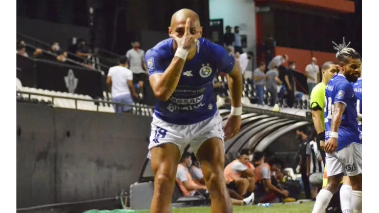Sol de América llega a enfrentar a la UC con dos victorias en fila y como puntero.
