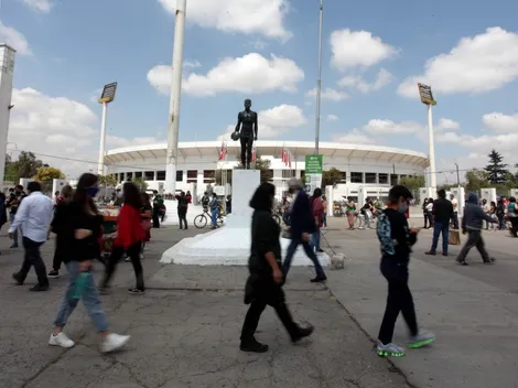 Mujer llega a votar pese a tener problemas de movilidad por padecer lupus