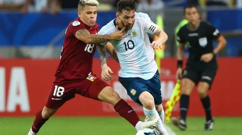 Soteldo lidera la prenómina de Venezuela para enfrentar a Chile