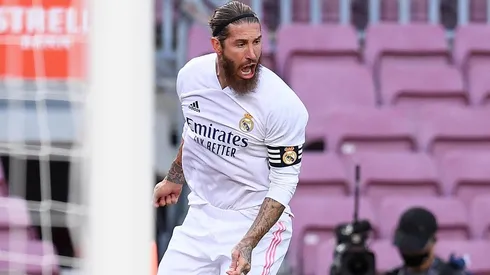 Sergio Ramos festeja su gol de penal