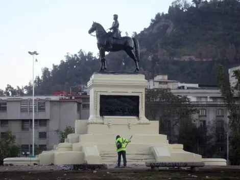 Inician campaña para poner estatua de Naruto en Plaza Baquedano