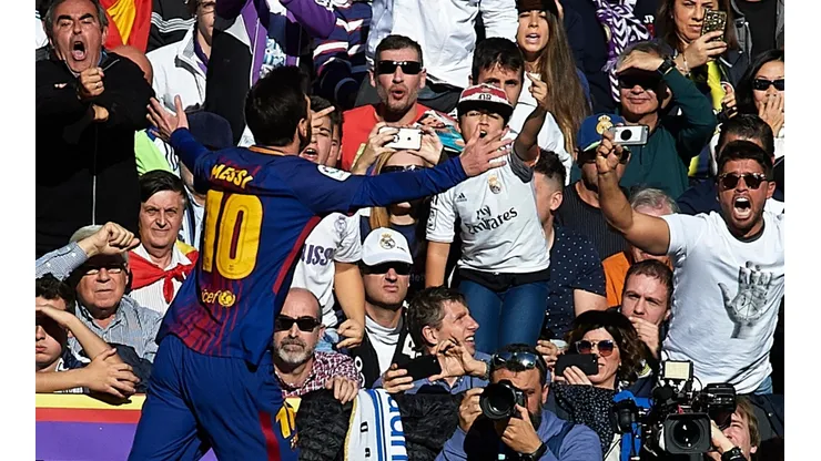 Messi festejando ante el Real Madrid