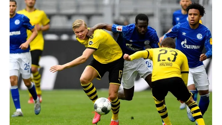 Borussia Dortmund y Schalke se enfrentan en un nuevo derby