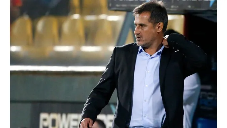 Fernando Vergara cree que la crisis de los albos pasa por un tema mental más que físico.
