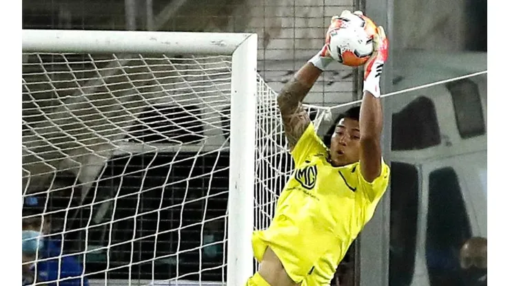 Cortés quedó enojado por el gol que eliminó a Colo Colo