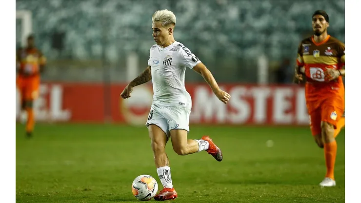Yeferson Soteldo ante Delfín por Copa Libertadores