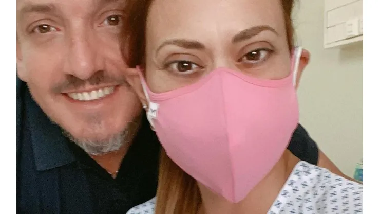 Daniella Campos ad portas de entrar al quirófano.