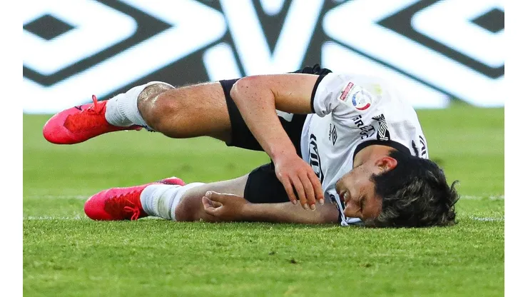 Colo Colo sufre la lucha por la permanencia, por las malas decisiones de esta temporada