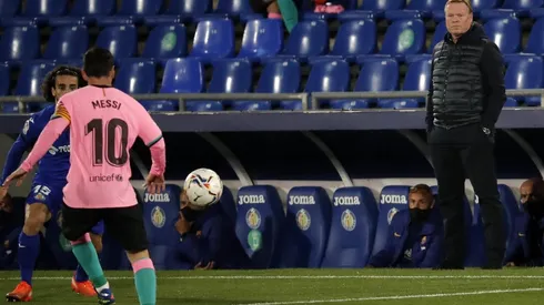 Koeman sale a respaldar el rendimiento de Messi.