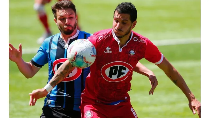 Unión La Calera venció a Huachipato y es el líder