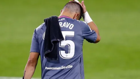 Claudio Bravo se fue frustrado tras su regreso luego de la lesión.