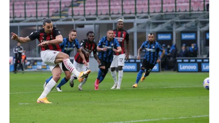 Zlatan fue la gran figura del Milan ante Inter