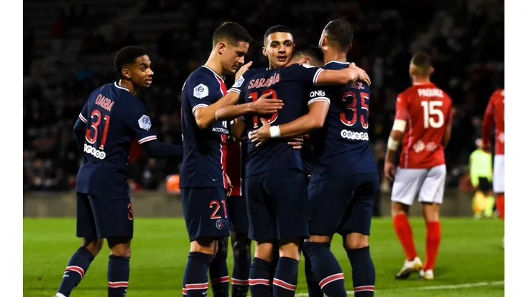 PSG es líder de Francia