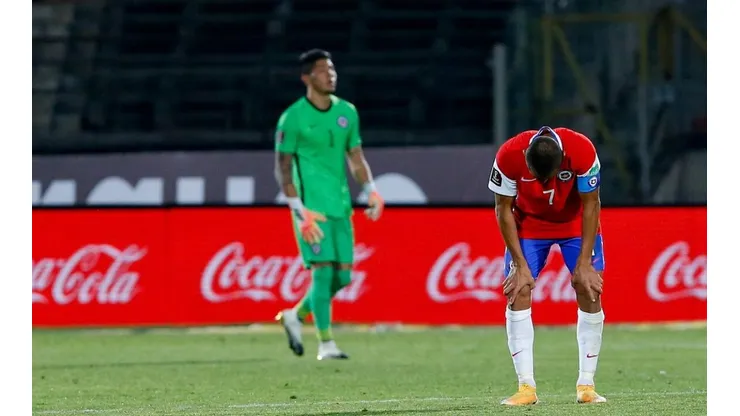 Alexis Sánchez quedó resentido tras el partido ante Colombia
