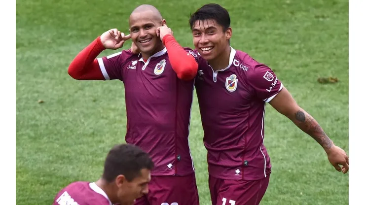 Humberto Suazo hizo un doblete ante Palestino y los hinchas piden su llamado a la Roja