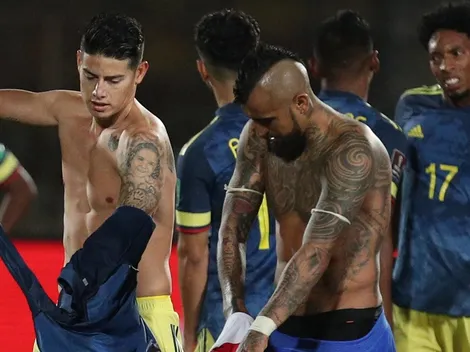 Vidal y el saludo a su parcero James tras el duelo por eliminatorias