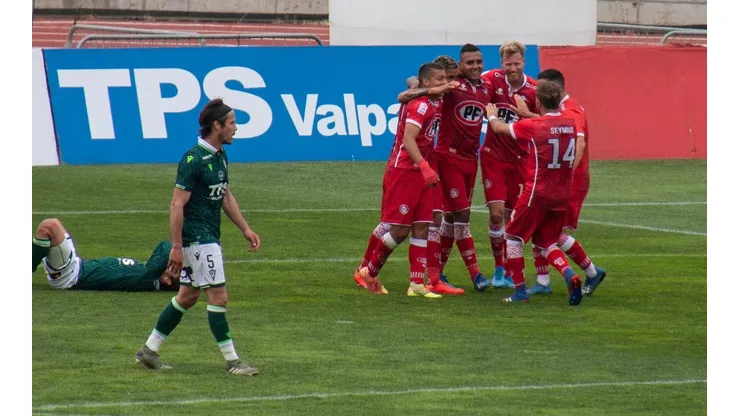Cementeros quieren alcanzar la cima del torneo ante Santiago Wanderers