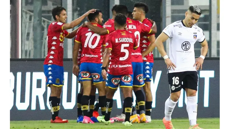Unión Española golea a Colo Colo, va por el título y el Cacique se hunde.