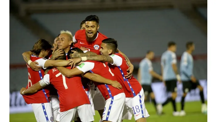 El equipo chileno quiere volver a abrazarse, pero esta vez de manera definitiva, cuando reciba a Colombia por las Eliminatorias Qatar 2022