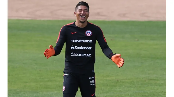 El portero hará su estreno oficial con la camiseta de Chile.