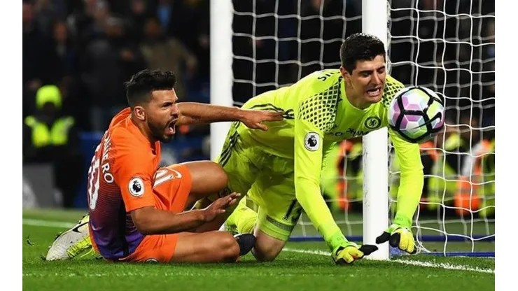 Agüero amenaza a Courtois con hacerle goles y gritarselos a la cara