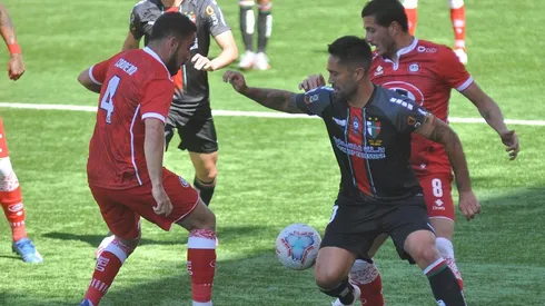 El cuadro árabe no pudo en su visita a Unión La Calera.